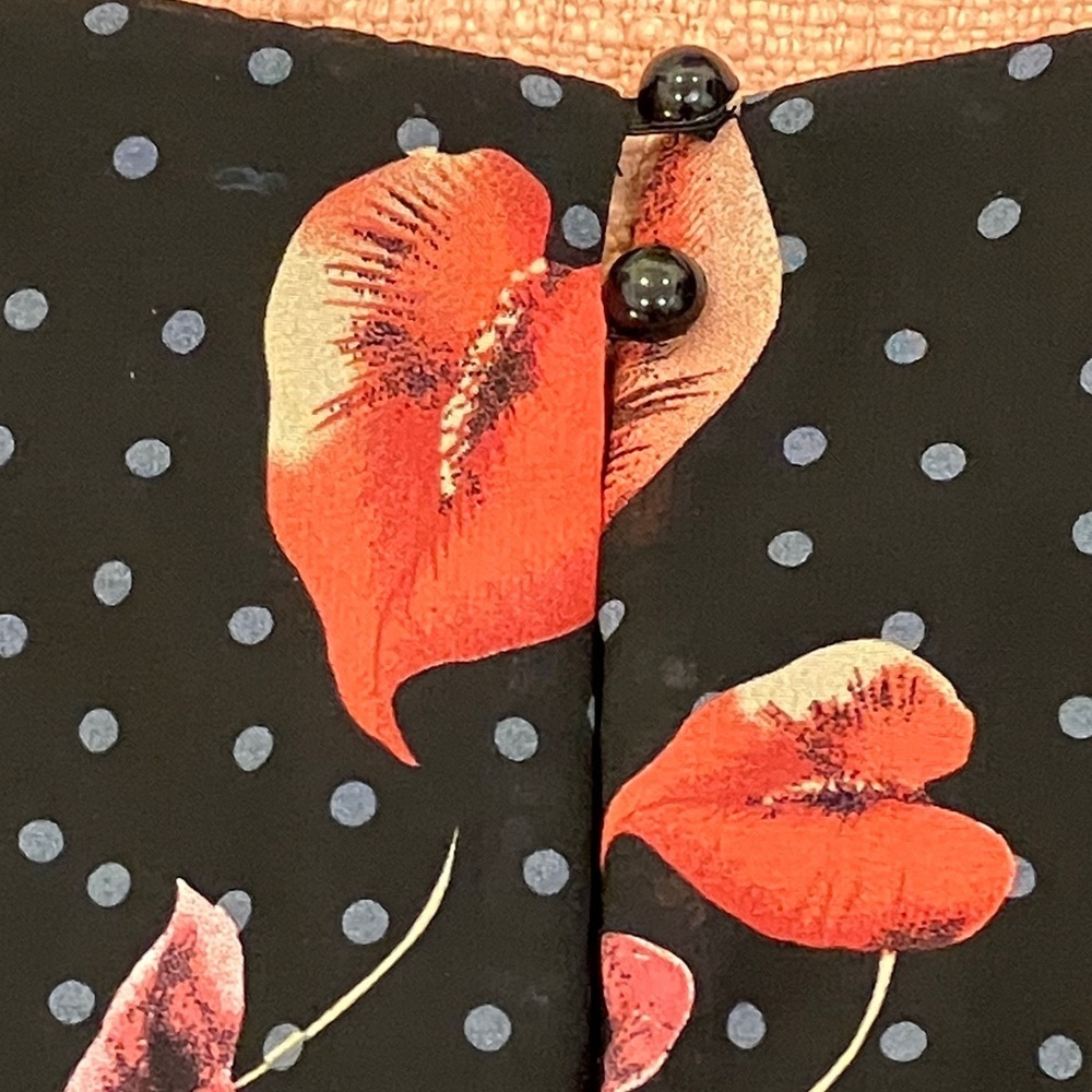 Enough About Me Montreal small wm’s Black / Red Floral midi or mini Dress - Picture 12 of 14